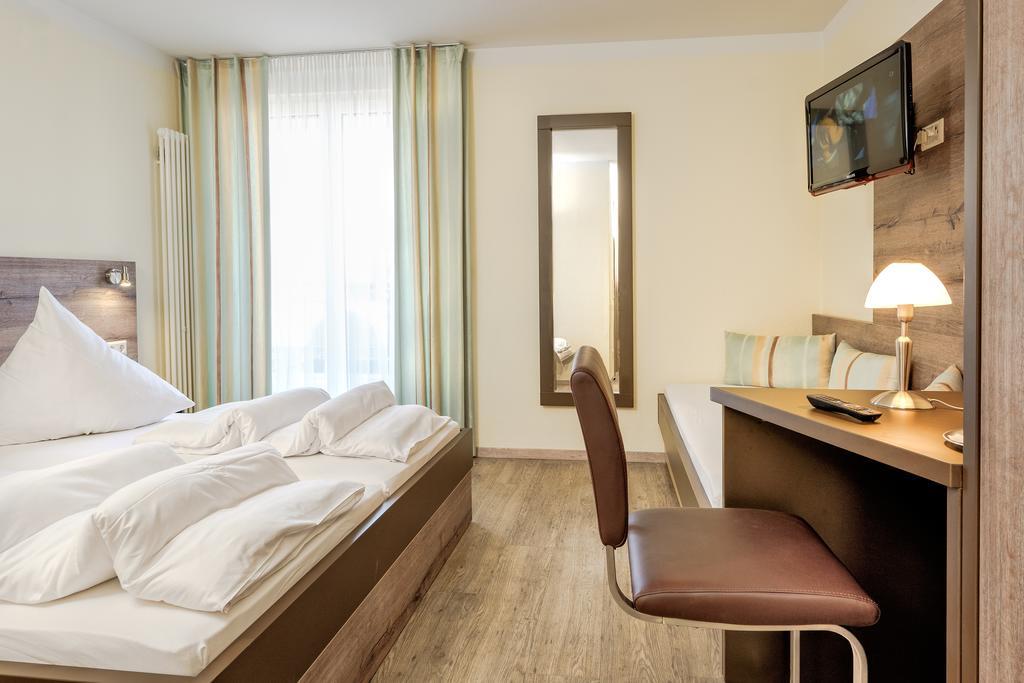 Hotel Mythos Rust Buitenkant foto