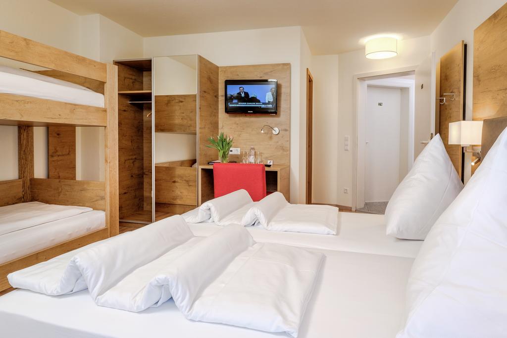Hotel Mythos Rust Buitenkant foto