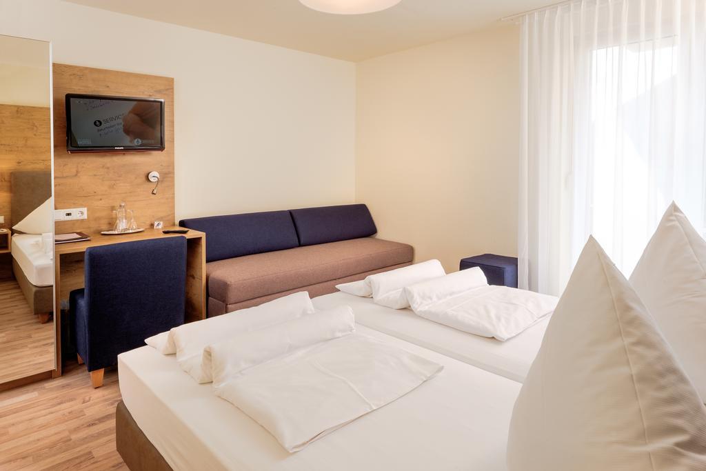 Hotel Mythos Rust Buitenkant foto